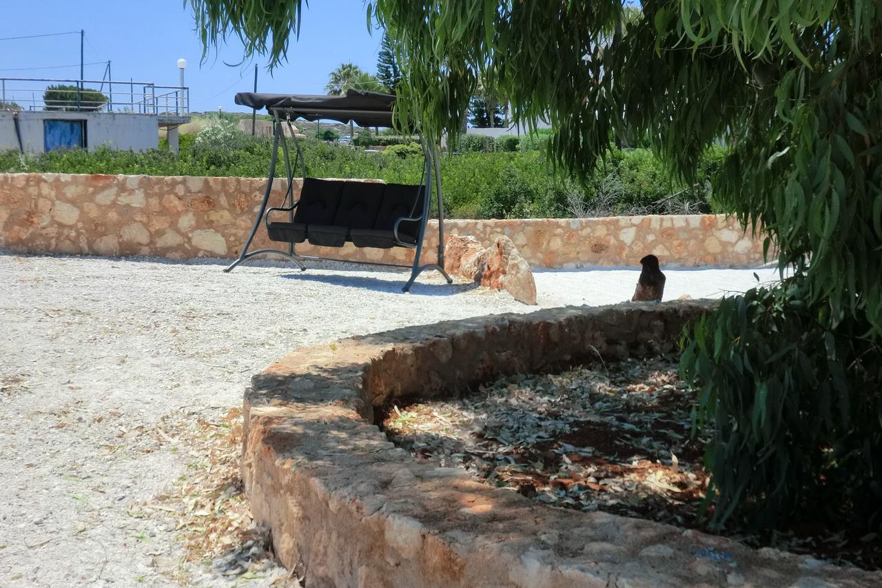 Poseidon Suites Hotel Stavrós Dış mekan fotoğraf